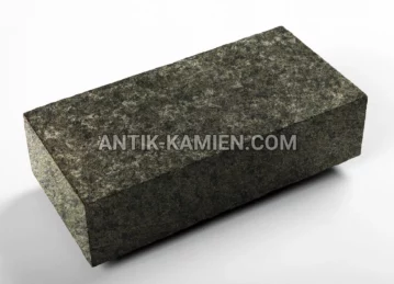 Kostka granitowa cięta Verde Oliva zdjęcie 1