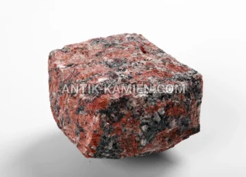 Kostka łupana granitowa Rosso Santiago zdjęcie 1