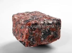 Kostka łupana granitowa Rosso Santiago zdjęcie 2