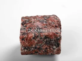 Kostka łupana granitowa Rosso Santiago zdjęcie 4