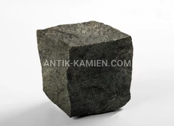 Kostka łupana granitowa Verde Oliva zdjęcie 1